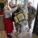 В продължение на 12 години симпатична баба изпраща войниците на летището, но един ден нея я няма