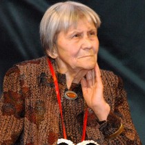 Почина Юлия Огнянова