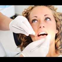 Щом отворих уста, зъболекарят веднага ми каза за един куп проблеми със здравето, които се познавали по зъбите-Как е възможно?