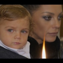Емануела с гореща новина и снимки от един от най-важните моменти в живота на детето си-кръщението му