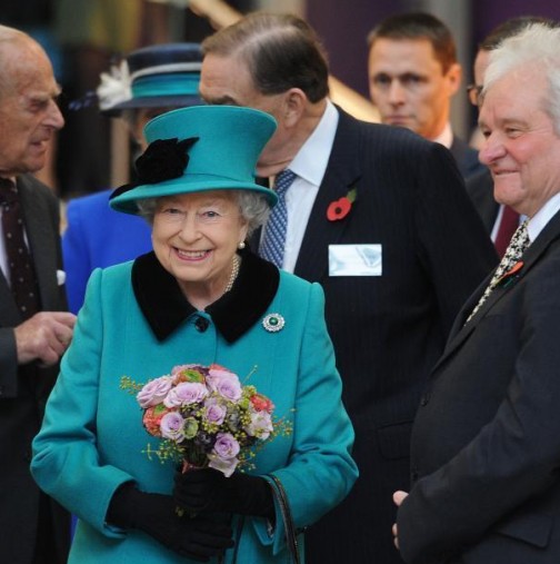 Английската кралица очаква шестото си правнуче