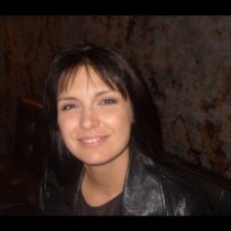Снимки на Жени Калканджиева от преди 20 години взривиха интернет. Вижте как е изглеждала тогава (снимки)