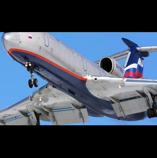 Самолет Ту-154 с 90 души на борда падна в Черно море