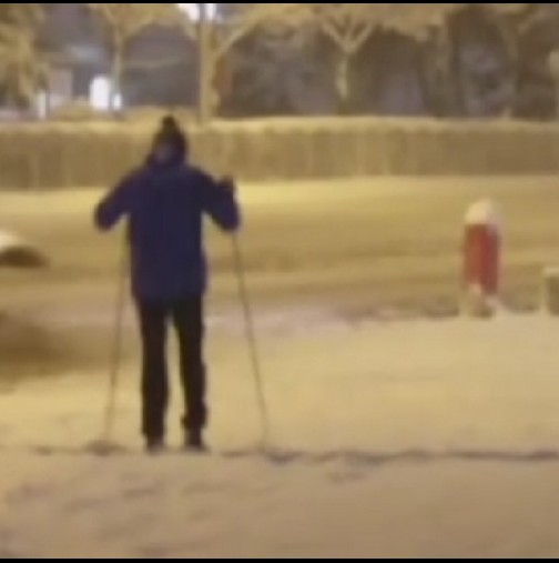 Мъж подкара ски на пъпа на София, вместо да се оплаква