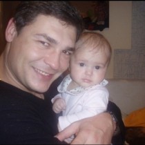 Дъщеря му изпадна в мозъчна смърт, но Руслан не се отказа, а лекарите от спешното: \