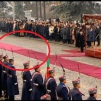 Два гафа на церемонията по встъпването на президентът Румен Радев в длъжност