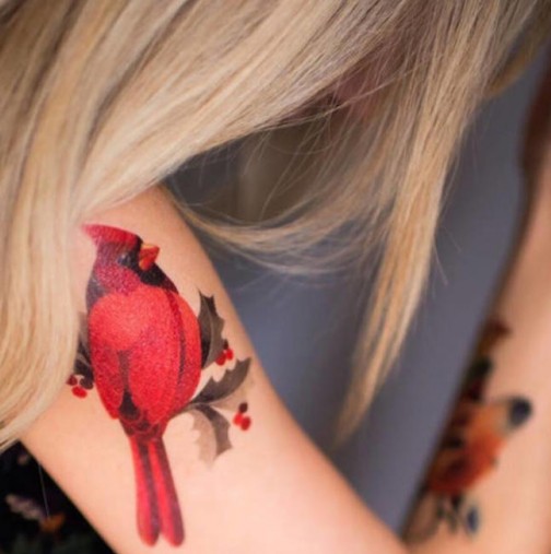 Не харесвам татуировки, но като видях тези птичета ...вдъхнових се много и вече си избрах и аз една! И вие ще се влюбите в тях!