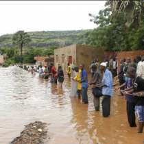 Наводнение удави Мали