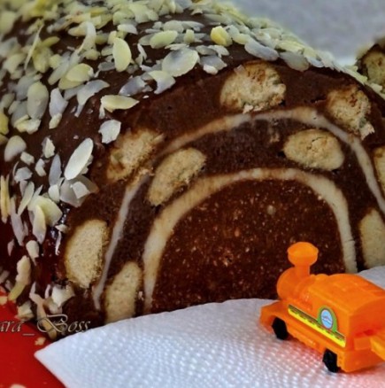 Бисквитена торта Тунел за специални моменти - красива, оригинална и невероятно вкусна