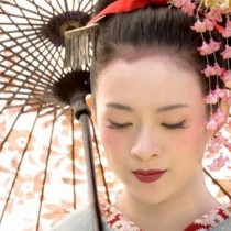 Древната тайна на японските красавици-Феноменална рецепта за стягаща маска на лицето трие годините