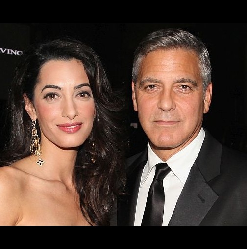 Ето бременното коремче на Амал Клуни, която очаква близнаци