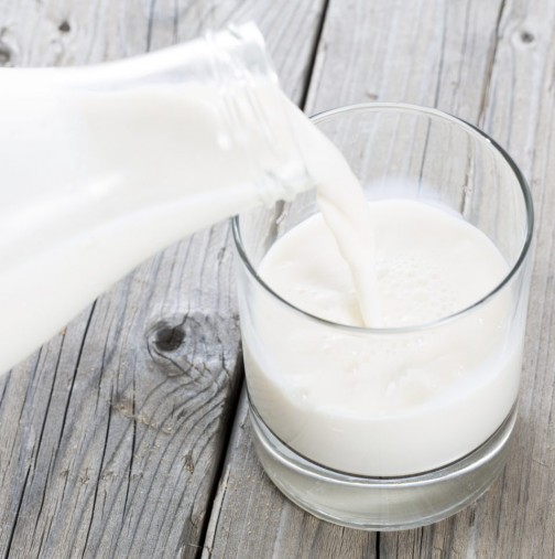 Нещата, които никой няма да ви каже за прясното мляко, а трябва да знаете, ако го консумирате често
