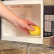 Взех 1 лимон и го пуснах в микровълновата за 20 секунди, това е просто гениално, как не съм се сетила по- рано (видео)