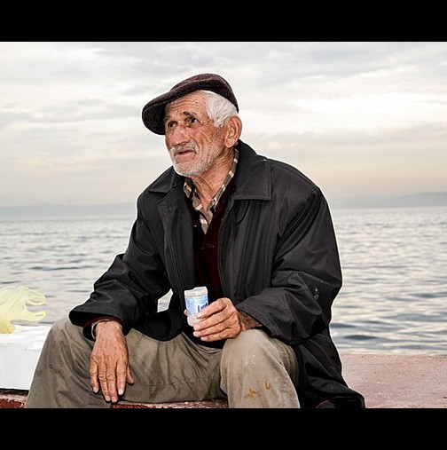 Сега нямам, но когато имам, ще ви върна 2.30 - Трогателната история на един дядо, която разтърси България