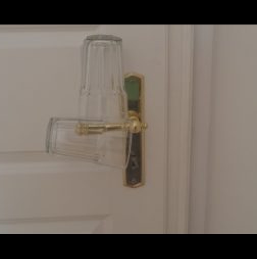 Сложих 2 чаши на бравата  на вратата, ако знаете защо 100% ще пробвате и вие. Изпитано в най- тежки случаи