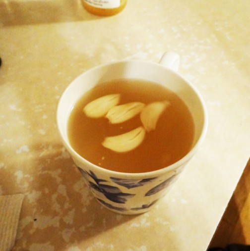 87-годишният дядо Жеко предлага чай, за който не сте си и помисляли, но пък прави сърцето желязно!