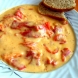 Лятната ми манджичка с чушки става страшна вкусотийка, лошото е само, че такъв апетит отваря, че един хляб си отива в топене