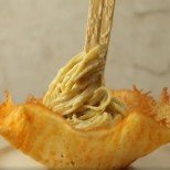 Невероятен начин за приготвяне на спагети - истинска кулинарна революция! Непременно опитайте (ВИДЕО)!