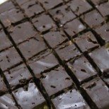 Видео рецепта: Шоколадова торта Мечта - бърза, лесна и изкусително хрупкава