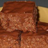 Феноменални хрупкави шоколадки с орехи - не се пекат и търпят всякакви импровизации