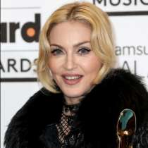Мадона може да замени Кабалата с Корана