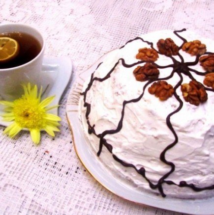 Торта Сладко изкушение - изкусителна комбинация от вишни и шоколад