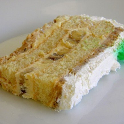Непечена торта Сладка въздишка - хармония от пухкави бишкоти, хрупкави бисквитки и лек въздушен крем