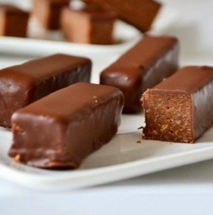 Приказно вкусни домашни шоколадови бонбони с ром - в пъти по-хубави от купешките