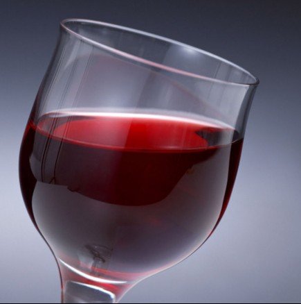 Дори една чаша вино седмично намалява шанса за забременяване