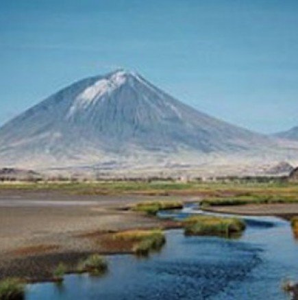 Смъртоносно езеро крие зловеща тайна във водите си