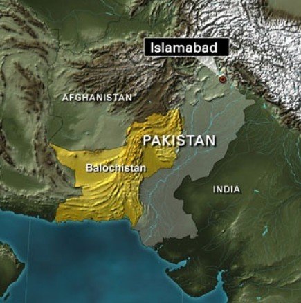 Загиналите при земетресението в Пакистан вече са над 208 души!