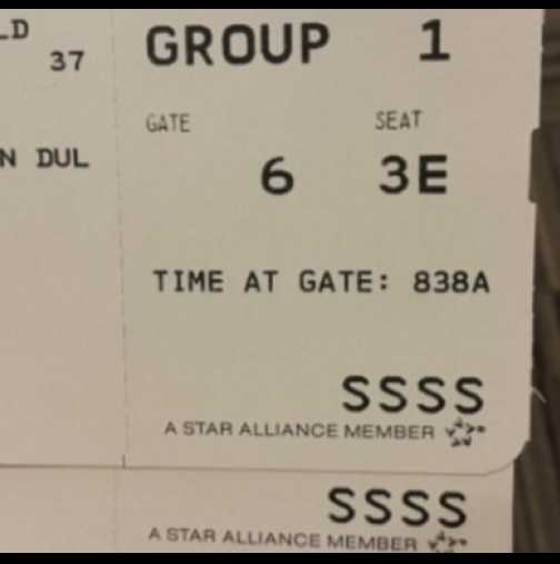 Ако имате на самолетният си билет тези буквички се гответе да ви стъжнят пътуването. Ето защо