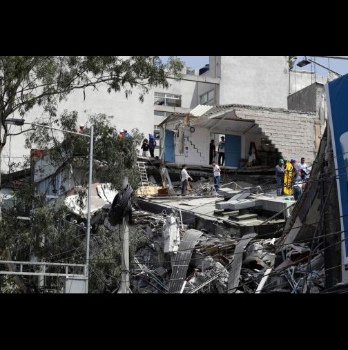 Голяма трагедия с опостушително земетресение и стотици жертви сполетя Мексико