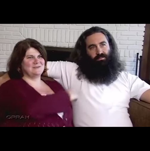 Промяна, която трябва да видите: Обръснал брадата си след 15 години и дори съпругата му не го познала (Видео)