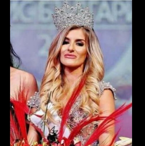 Новата Мис България пусна свои снимки, с които да докаже, че заслужава короната, наистина няма нищо общо със снимките от конкурса