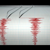 Преди минути: Силно Земетресение бе усетено в България	