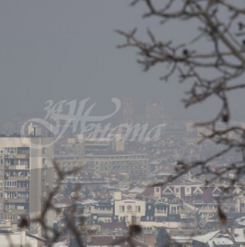 Градът в България, който води класацията за най-мръсен въздух към днешна дата