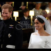 Най-зле облечената кралска особа на сватбата на Хари и Меган-Сравниха роклята ѝ с халат на Хю Хефнър
