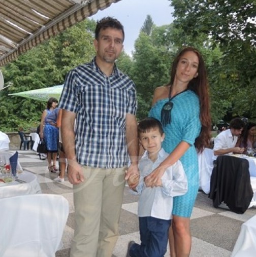 Жената на Боян Петров отива със сина им Явор на Шиша Пангма:  Никога не се сбогуваме ...