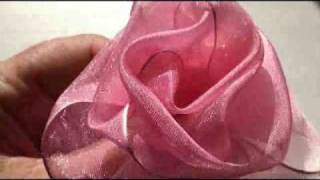 Как се прави роза с панделка бързо и лесно