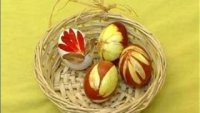 Декориране на яйца за Великден с природни материали