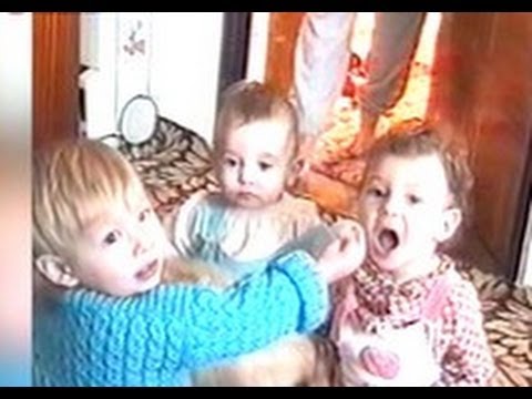 Топ смешни видео клипове на бебета и деца
