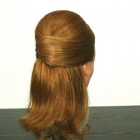 Елегантна прическа за средна и дълга коса