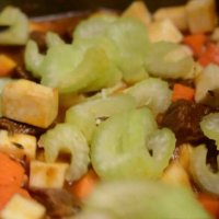 Рецепта за Телешко с целина и моркови
