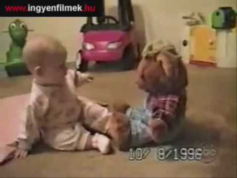 Най-смешните бебета клипове