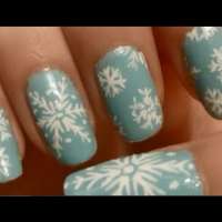 Как да си направим красиви снежинки на ноктите