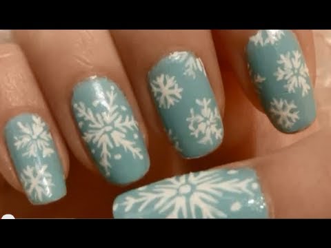 Как да си направим красиви снежинки на ноктите