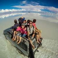 Околосветско пътешествие за три години през „селфи” снимки