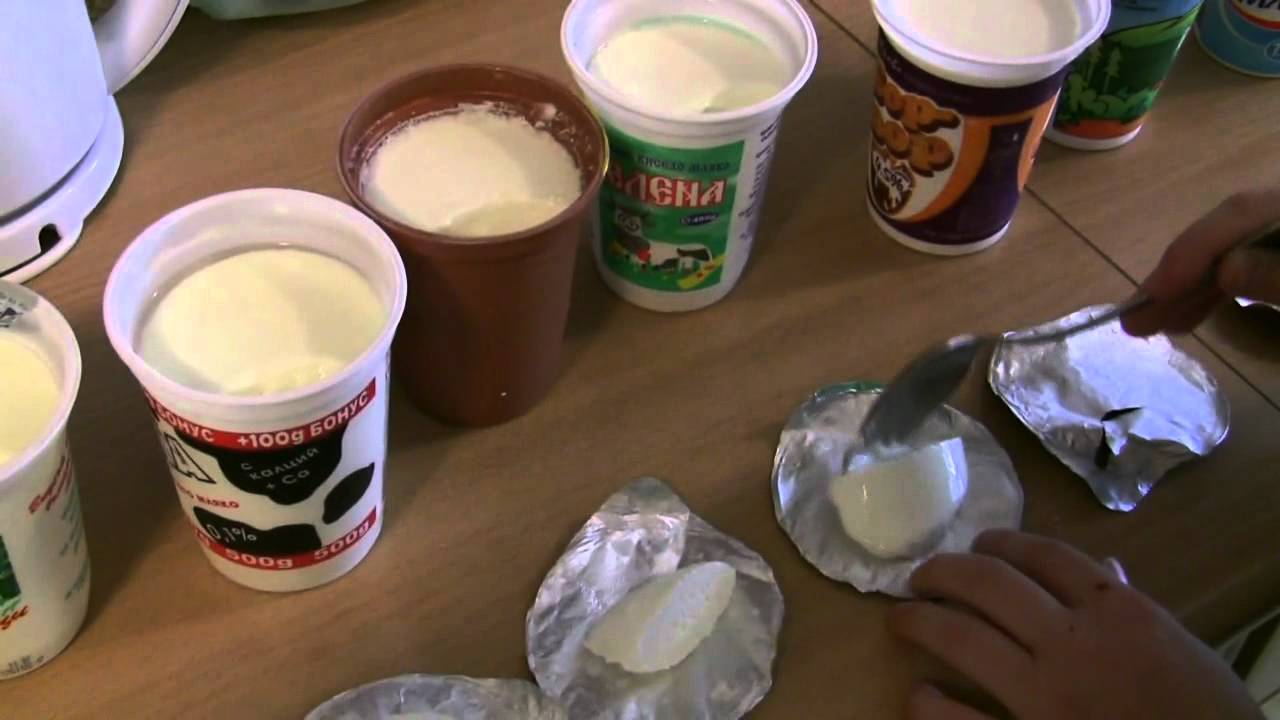 Тест с кисели млека спрямо домашно - кои отделят вода?