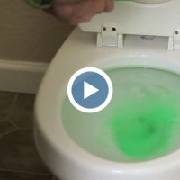Как да отпушим тоалетната